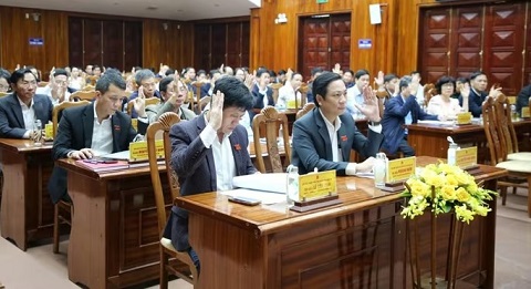 Bãi nhiệm 1 Hội thẩm TAND tỉnh Quảng Trị vì vi phạm pháp luật