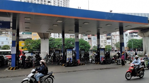 Giá xăng dầu đồng loạt tăng mạnh từ 15h00 chiều nay 30/10