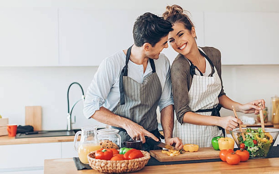 Vợ chồng học cách