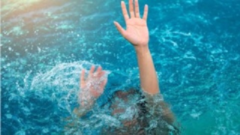 Một học sinh lớp 2 bị đuối nước nghi bắt chước trò chơi “ghe bo bo” trên TikTok