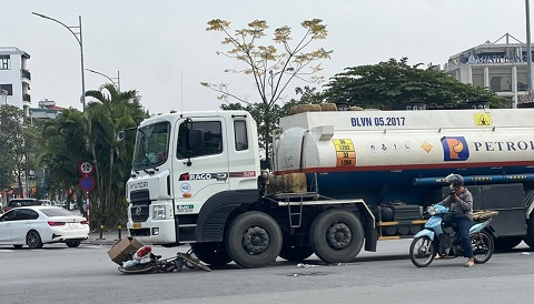 Điều tra vụ tai nạn giao thông khiến người phụ nữ đi xe đạp tử vong