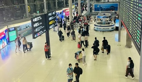 Du khách Trung Quốc ngày càng mua sắm nhiều hơn tại các sân bay