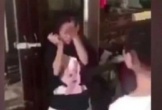 Nữ sinh bị bạn đánh liên tiếp vào mặt ở Nghệ An