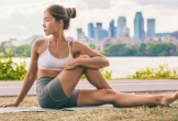 Các tư thế khởi động buổi tập yoga hiệu quả bạn không thể bỏ qua