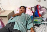 Nhà nghèo, không có tiền chạy thận