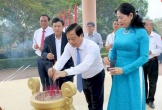 Dâng hoa, dâng hương tưởng niệm 58 năm vụ thảm sát Bình An
