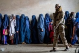 Taliban sẽ phạt phụ nữ ngoại tình bị ném đá đến chết ở nơi công cộng