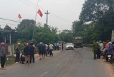 Quảng Bình: Nam thanh niên đi xe máy t.ử v.o.n.g sau va chạm với xe tải
