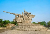 Quảng Bình: Công trình tượng đài nữ pháo binh Ngư Thủy có dấu hiệu xuống cấp