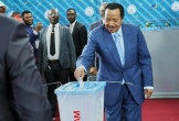 Tổng thống 92 tuổi của Cameroon tái đắc cử, tiếp nối 43 năm cầm quyền