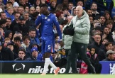 Chelsea khủng hoảng nặng hàng thủ sau trận thắng Liverpool