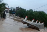 Quảng Trị: Bờ kè bị lũ làm biến dạng, nhiều khu vực tiếp tục ngập sâu