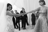 Taylor Swift nắm tay Selena Gomez đầy xúc động tại đám cưới