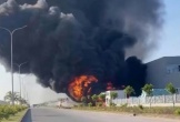 Cháy lớn tại bãi phế liệu phường Đông Hải, Hải Phòng
