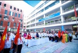 Thủ tướng chỉ đạo tuyển đủ biên chế giáo viên, bảo đảm dạy 2 buổi/ngày