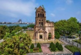 Vẻ cổ kính của di tích tháp chuông nhà thờ Tam Tòa ở Quảng Bình