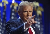 Ông Trump cảnh báo Tổng thống Nga Putin đang đùa với lửa