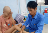 Anh thợ hồ mong gánh bệnh tật cho con