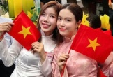 Những mỹ nhân Việt trong tà áo dài trắng chào mừng 2/9