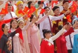 Cái kết không ngờ khi Khánh Vy đi diễu hành A80 gặp đúng thầy giáo của mình