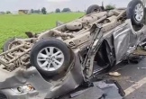 Ô tô mất lái lật trên đường cao tốc khiến 3 sinh viên tử vong