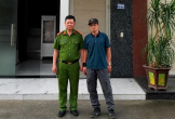 Người đàn ông lao vào biển lửa, giành sự sống cho hai nạn nhân mắc kẹt
