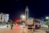 Nam shipper gặp nạn thương tâm sau va chạm với xe tải