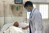 Người phụ nữ nhặt ve chai cùng cực vì viêm màng não