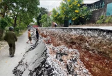 Xác định nguyên nhân sụt lún xé nát mặt đường ở Quảng Trị