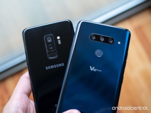  LG V40 và Samsung Galaxy S9+